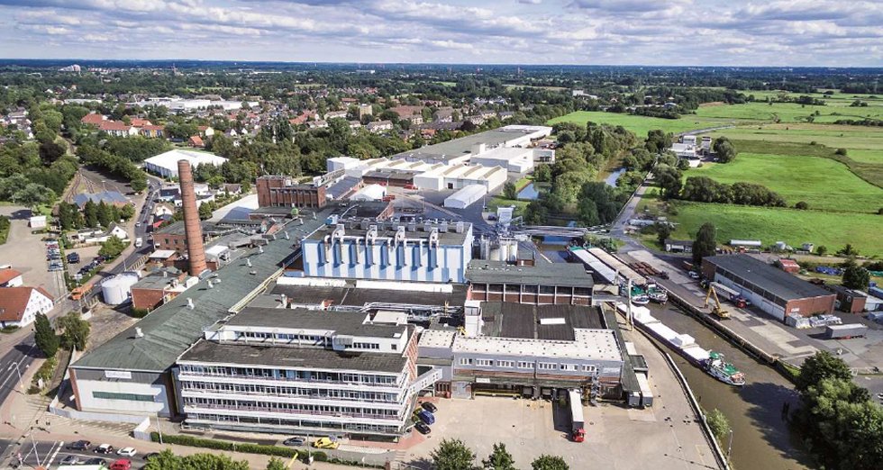 Feldmuehle operates one paper mill in Uetersen, Germany. The mill produces about 80,000 tons per year of label papers and flexible packaging papers.